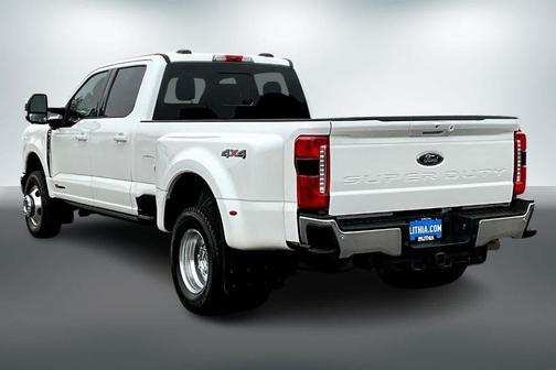 2023 Ford F-350 Lariat Super Duty