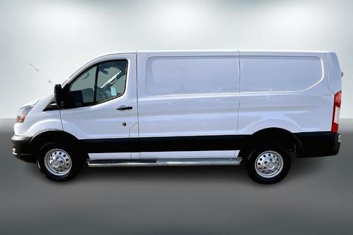 2023 Ford Transit-250 