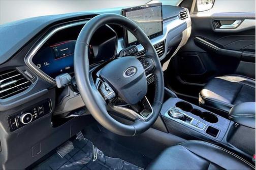 2024 Ford Escape Platinum
