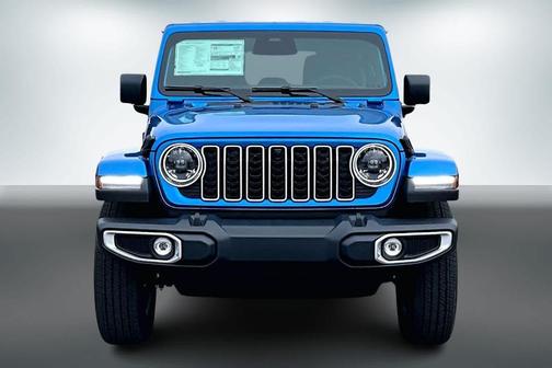 Hydro Blue Pearlcoat 2026 Jeep Wrangler Sahara