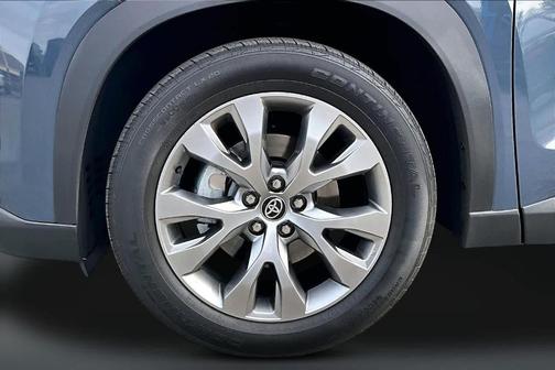 Storm 2024 Toyota Grand Highlander LIMITED