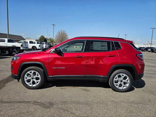 2025 Jeep Compass Latitude