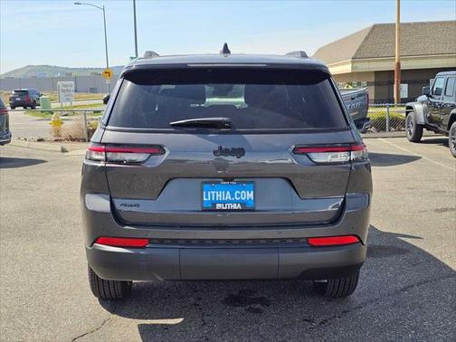 2025 Jeep Grand Cherokee L Laredo