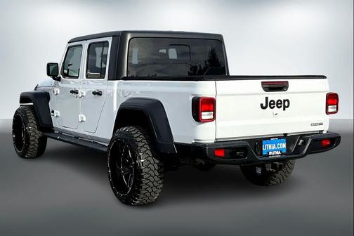 2020 Jeep Gladiator Sport