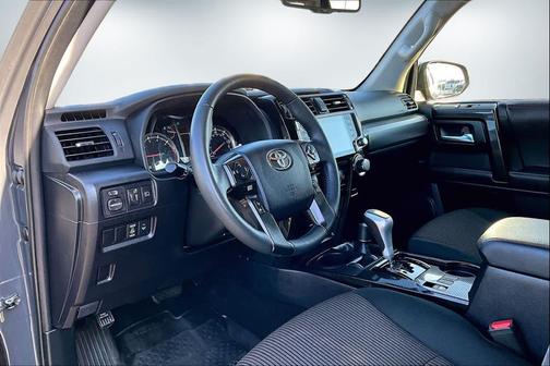 2024 Toyota 4Runner TRD Off Road