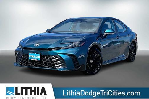 Ocean 2025 Toyota Camry SE