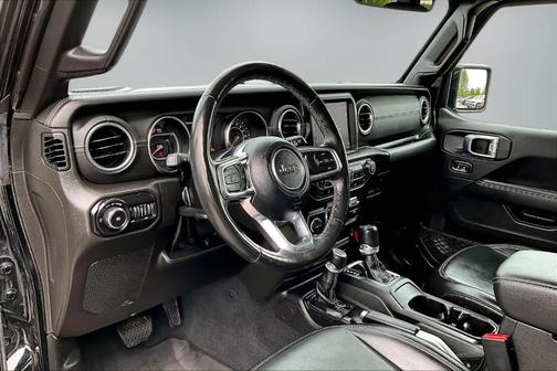 Black 2022 Jeep Wrangler Unlimited Sahara