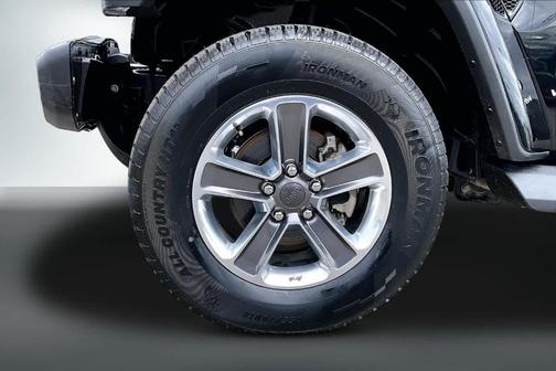 Black 2022 Jeep Wrangler Unlimited Sahara