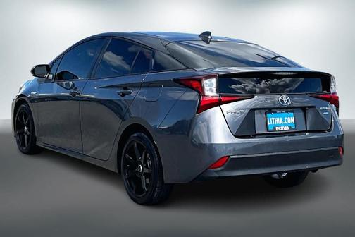 Magnetic Gray Metallic 2021 Toyota Prius L