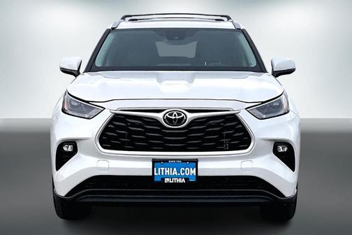 2024 Toyota Highlander XLE