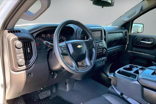 Summit White 2024 Chevrolet Silverado 1500 Custom