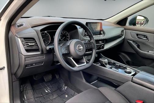 Glacier White 2023 Nissan Rogue S