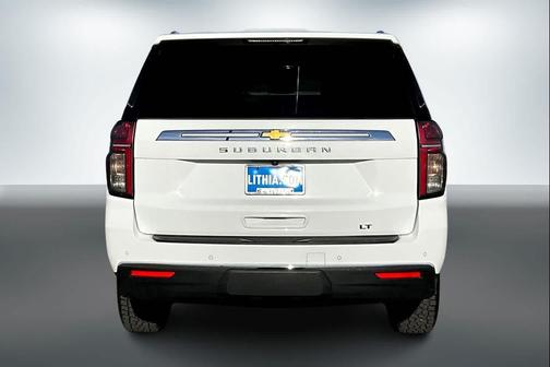 2023 Chevrolet Suburban LT