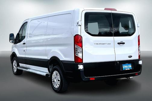 2024 Ford Transit-250 