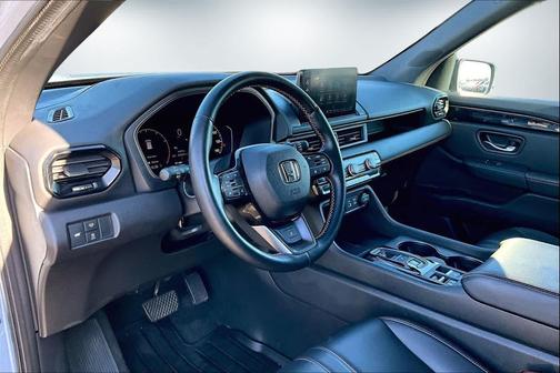 2023 Honda Pilot TrailSport