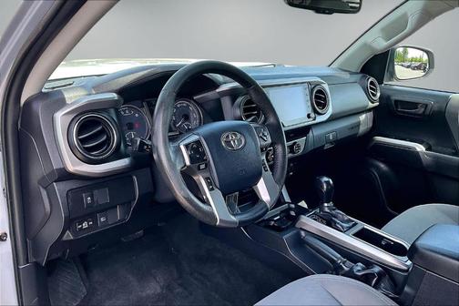 Cement 2020 Toyota Tacoma SR5