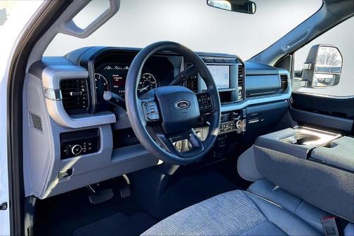 2024 Ford F-350 XLT