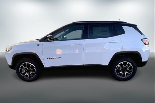 2026 Jeep Compass Trailhawk