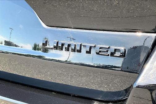 Diamond Black 2024 Jeep Grand Cherokee Limited