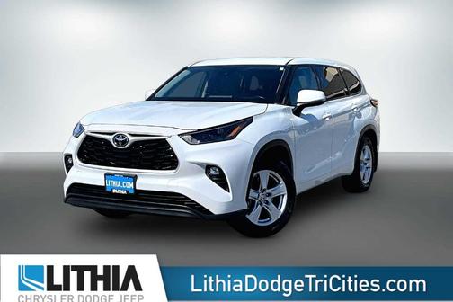 Wind Chill Pearl 2022 Toyota Highlander LE