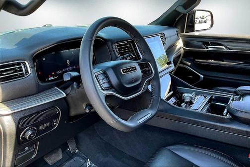 2023 Jeep Wagoneer Series III