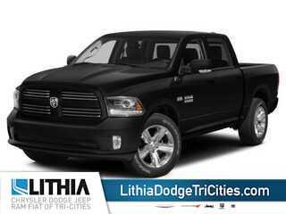Brilliant Black Crystal Pearlcoat 2015 RAM 1500 Sport