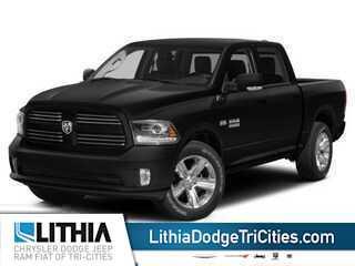 Brilliant Black Crystal Pearlcoat 2015 RAM 1500 Sport