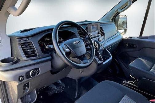 2024 Ford Transit-250 