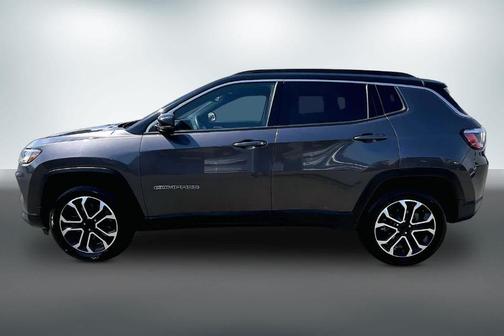 Granite Crystal Clearcoat Metallic 2023 Jeep Compass Limited