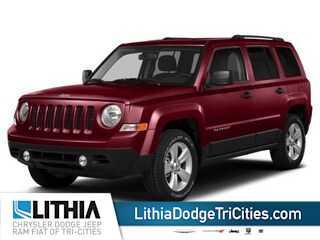 Deep Cherry Red Crystal Pearlcoat 2015 Jeep Patriot Sport