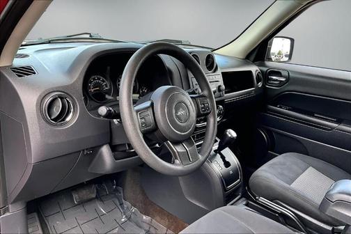 Deep Cherry Red Crystal Pearlcoat 2015 Jeep Patriot Sport