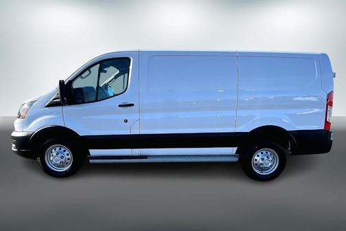 2024 Ford Transit-250 