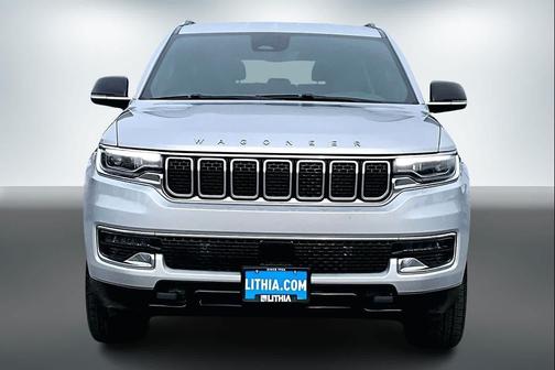 2023 Jeep Wagoneer Base