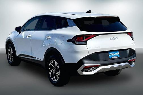 Snow White Pearl 2023 Kia Sportage LX
