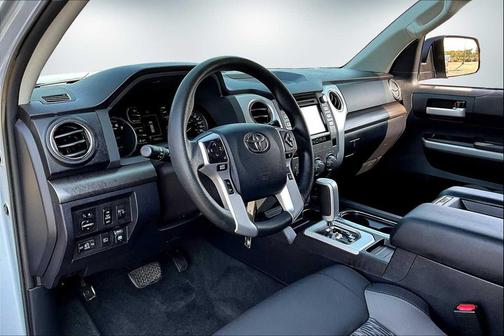 2018 Toyota Tundra SR5