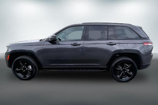 Metallic 2024 Jeep Grand Cherokee Limited