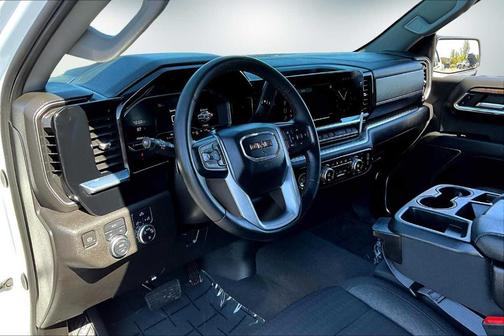 2024 GMC Sierra 1500 SLE