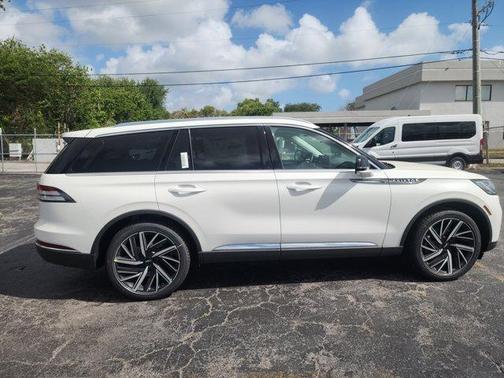 2025 Lincoln Aviator Reserve AWD