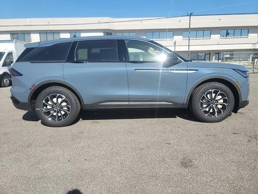 2025 Lincoln Nautilus Premiere