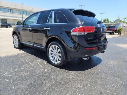2014 Lincoln MKX Base