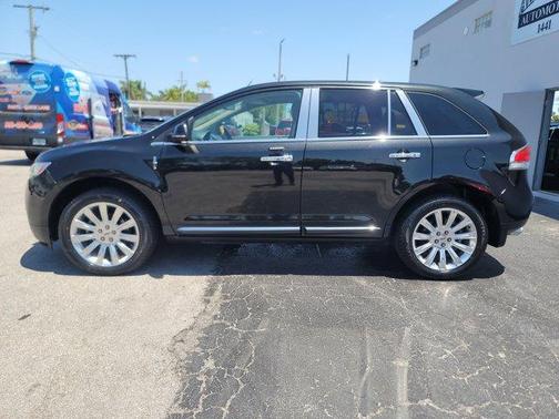 2014 Lincoln MKX Base