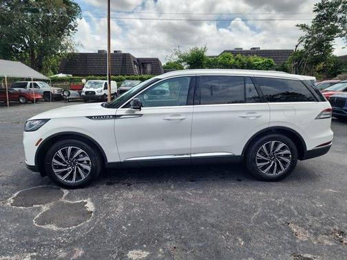 2025 Lincoln Aviator Premiere