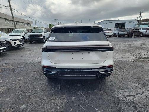 2025 Lincoln Nautilus Premiere