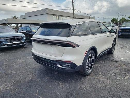 2025 Lincoln Nautilus Premiere