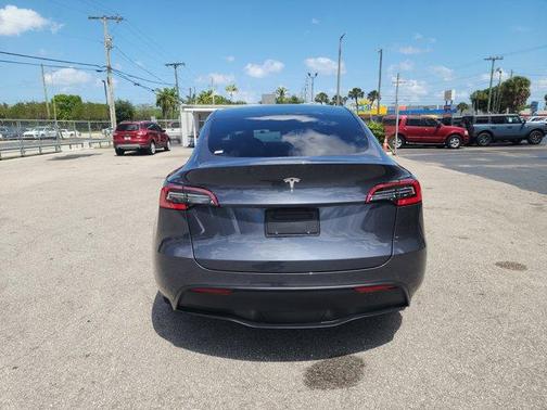 2021 Tesla Model Y Standard Range
