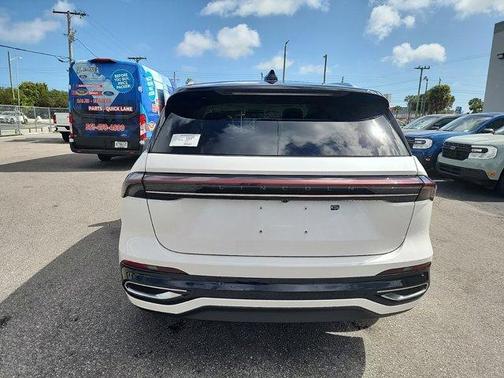 2025 Lincoln Nautilus Black Label