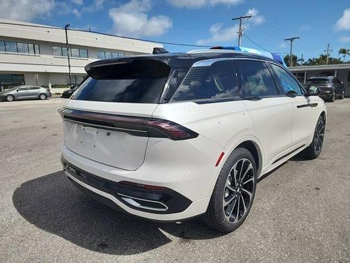 2025 Lincoln Nautilus Black Label