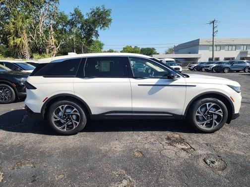 2025 Lincoln Nautilus Premiere