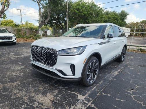 2025 Lincoln Aviator Reserve AWD