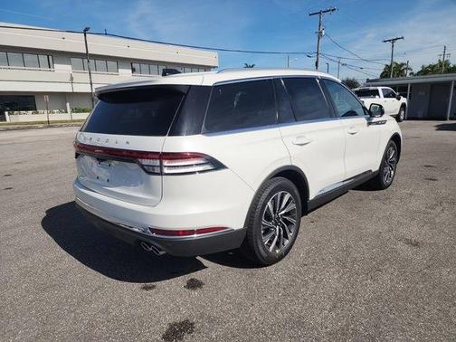 2025 Lincoln Aviator Premiere